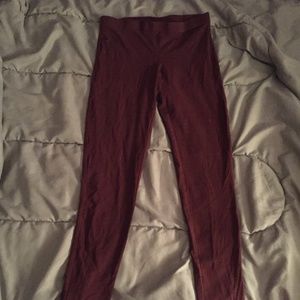 NWOT BURGUNDY LEGGINGS NORDSTROM SIZE SMALL